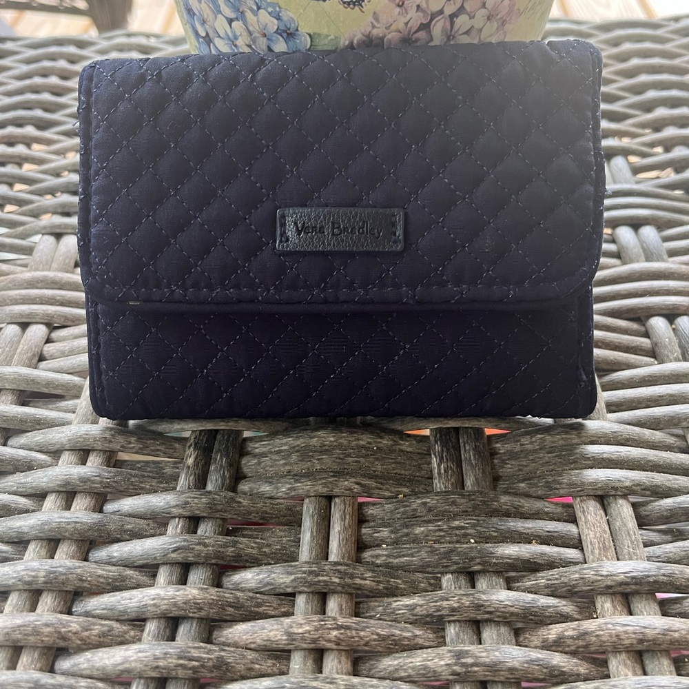 Vera Bradley small wallet. Good condition